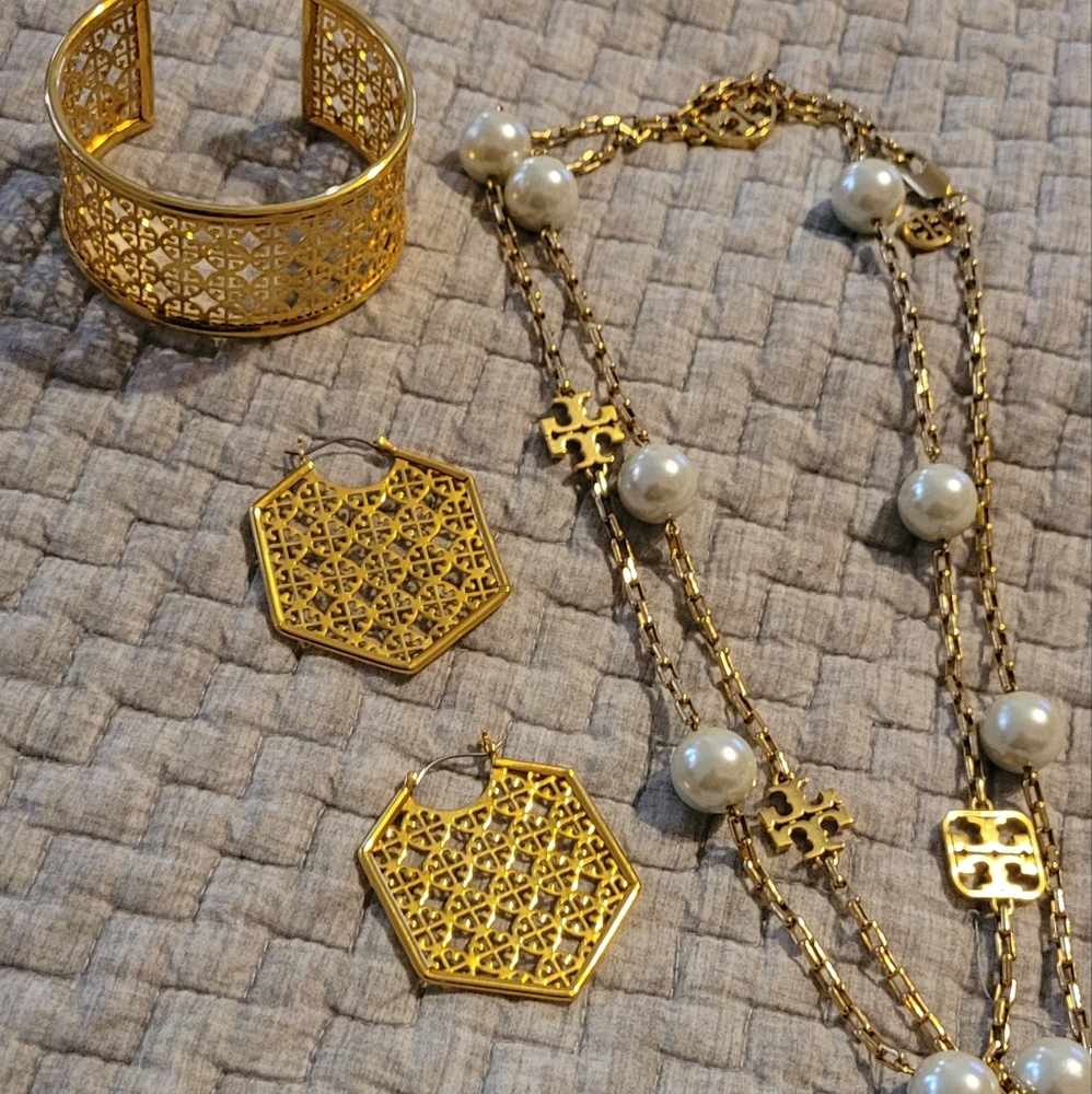 TORY BURCH JEWELRY LOT❤️❤️❤️SOLD❤️❤️❤️